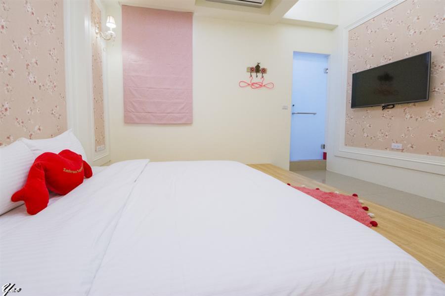 Xin Ju Apartment Taitung Luaran gambar